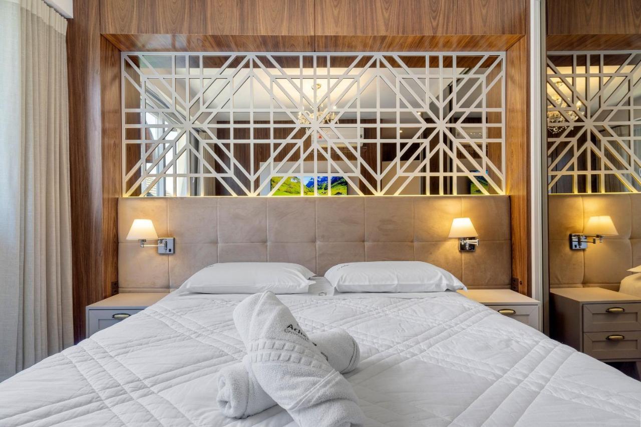 Vita Boulevard Luxo 2 Suites By Achei Gramado Exteriér fotografie